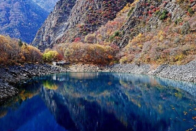 四川这个地方的初冬，是彩色的！