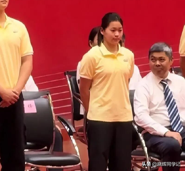 2026刚半个月，被官媒高调官宣喜讯的18岁全红婵，让多少黑粉脸红