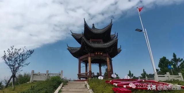 这处以玻璃栈道、落日观景和悬崖木亭而闻名的网红地，你可去过