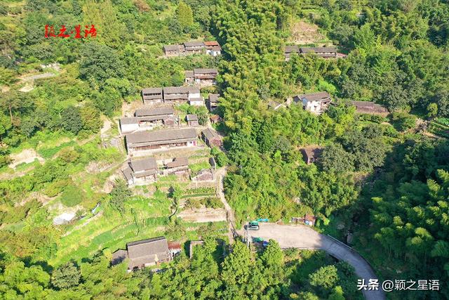 原滋原味的古村落，石墙瓦房筲箕斗，只有老人和狗