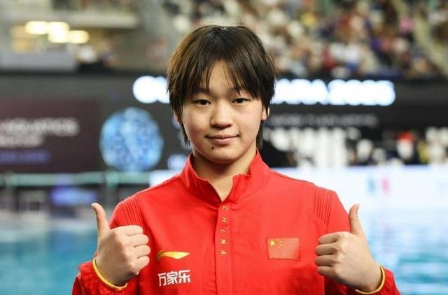 远离造神迷障！全红婵带伤去滑雪，没想到让人担心的事还是出现了