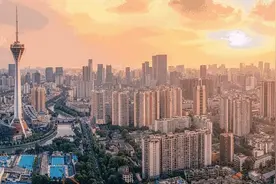 成都市内的多数舞厅陆续开始营业图片