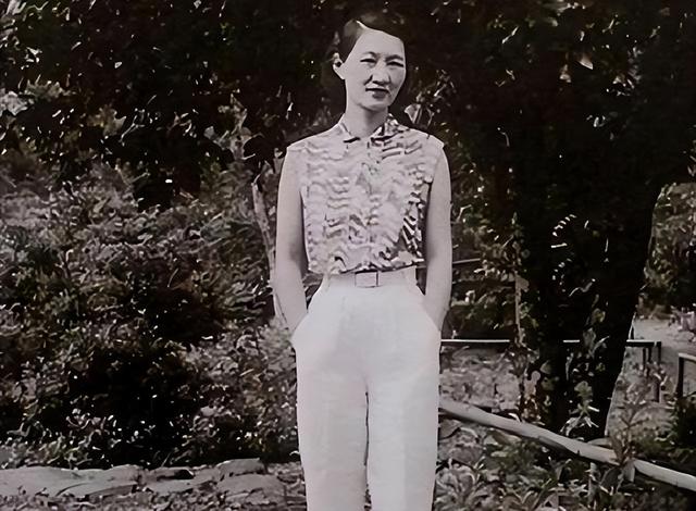 张学良病逝美国，儿子打开他的银行账户，被里面的余额吓一跳