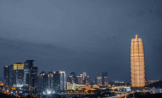 河南大喜讯！郑州迎来发展新机遇，住在这儿的人太幸福了！