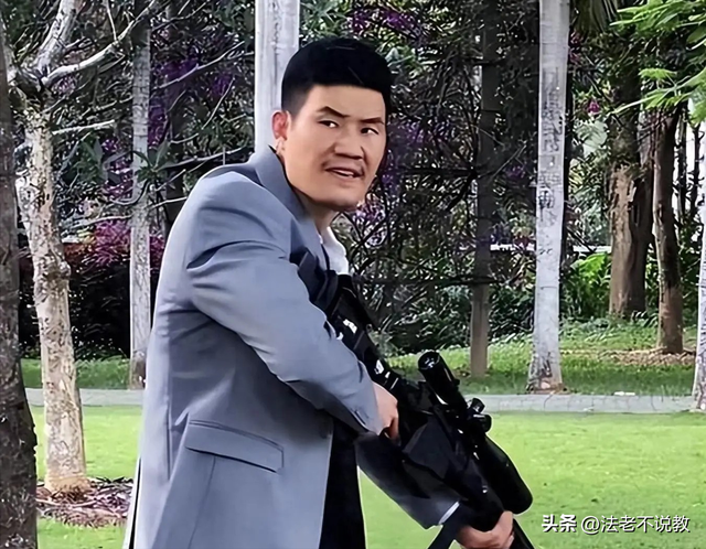 嘎子亲手把自己送进拘留所，那个童年小英雄，终究活成了“反派”