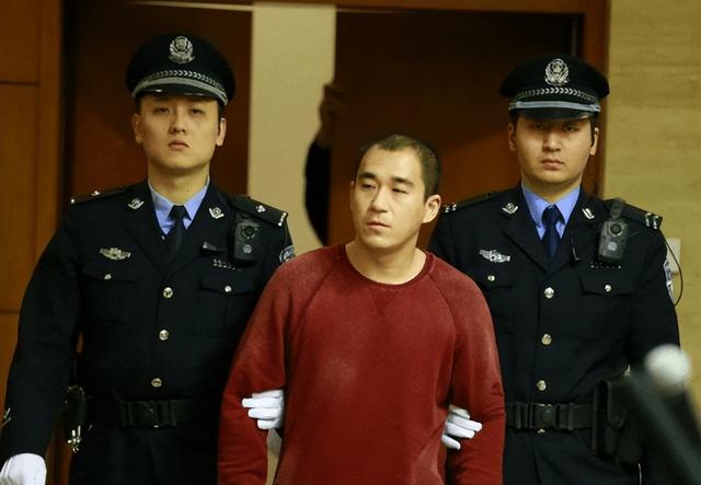 不到24小时，央媒四次点名张国立，王刚的话终于有人信了