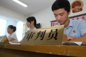 辞职公司不让提前走,非要等一个月怎么办图片