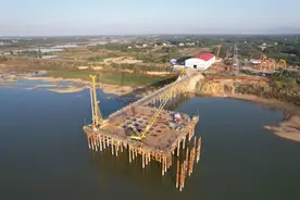 湖南樟树港湘江大桥主墩桩基施工完成图片