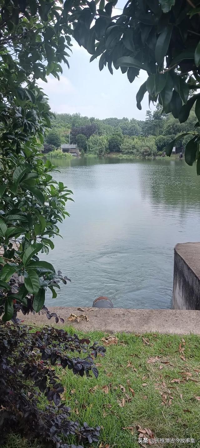 长沙惊现瀑布，就在圭塘河跳马这里