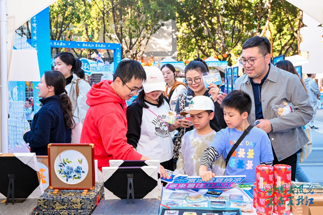 黑龙江邀客共赴冬日盛宴 重点客源地旅游宣推促消行暨2025年黑龙江省冬季旅游宣推活动在广州收官