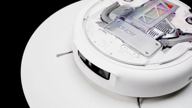把无人机卖到全世界的大疆，出了款会扫地的“数码产品”