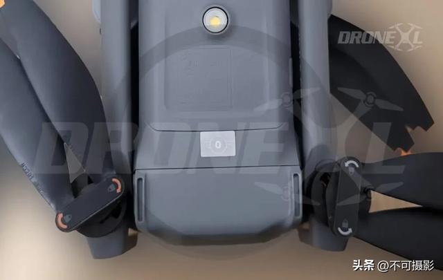大疆 MINI 5 PRO，（泄露）机身一键起飞按钮和C0标签