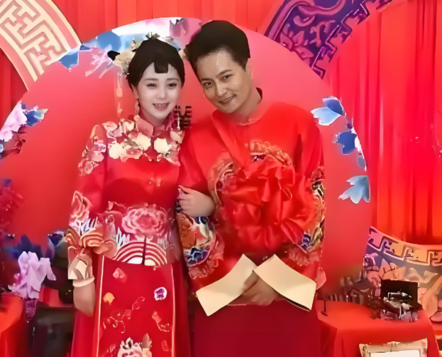 牡丹花下死，做鬼也风流！抛妻弃女的云飞，终为风流付出了代价