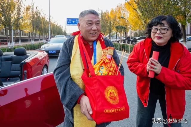 湄洲妈祖圣像安座天津瓷艺园 北方妈祖文化再添新地标