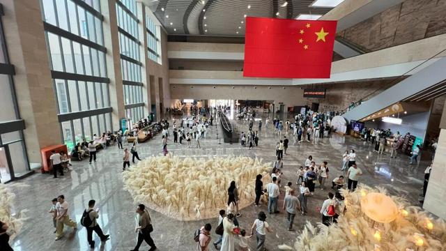 咔嚓！在岳阳，跟全国人民来张“全家福”！