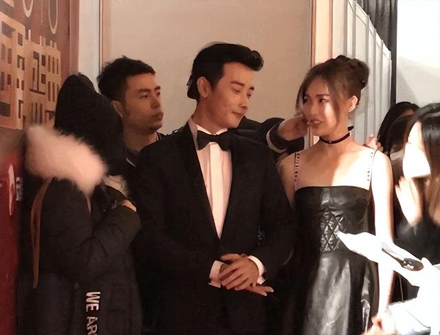 婚变传闻后，罗晋携任素汐与母亲去祈福，撕碎了唐嫣最后一丝体面