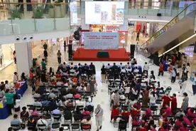 南京鼓楼凤凰街道：老少同台心向党，翰墨飘香启新程图片