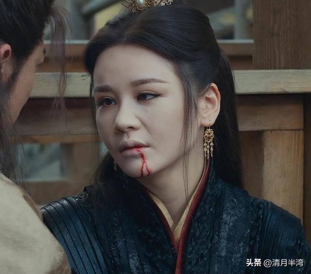笑死！我们是长大了不是瞎了，同一角色对比，来看审美差距有多大