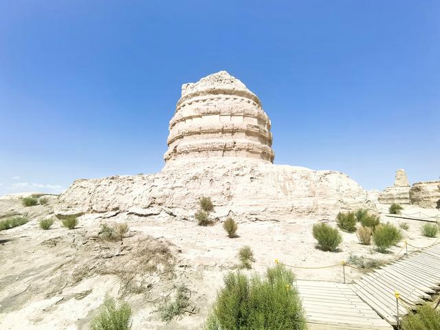 丝路明珠瓜州锁阳城，历史上延续1700多年，留下大量古代建筑遗址