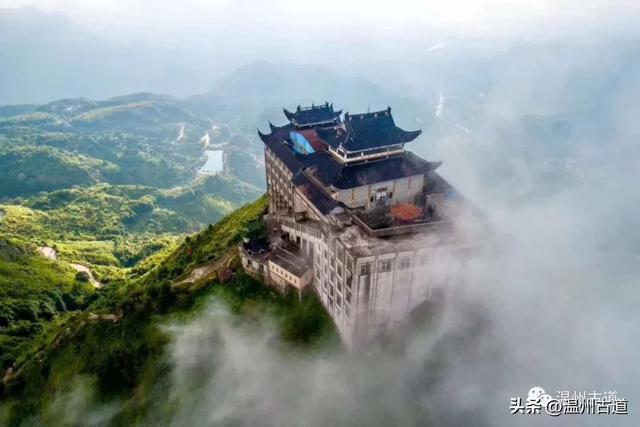 无需爬山，就能登顶“温州小布达拉宫”赏绝美日出和云海！