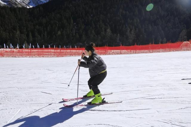 向快乐出发！毕棚沟月亮湾冰雪娱乐场盛大开启！