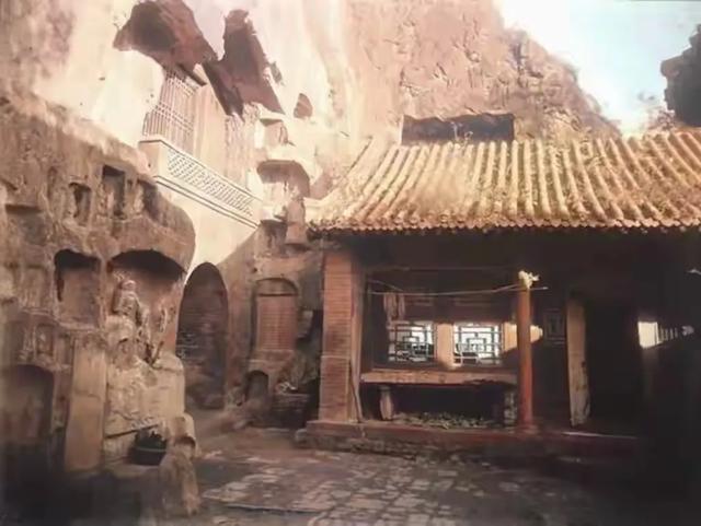 叹为观止——100多年前的龙门石窟是这样！不要门票，但也没游客