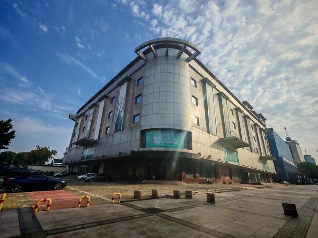 20年前济南最繁华的两个地方现在如此萧条