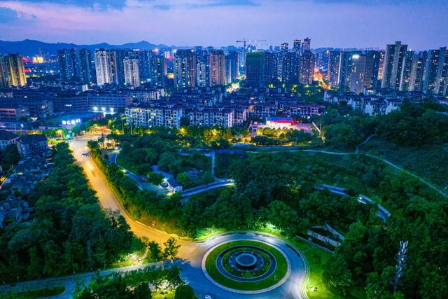 我想大渡口的夜景了