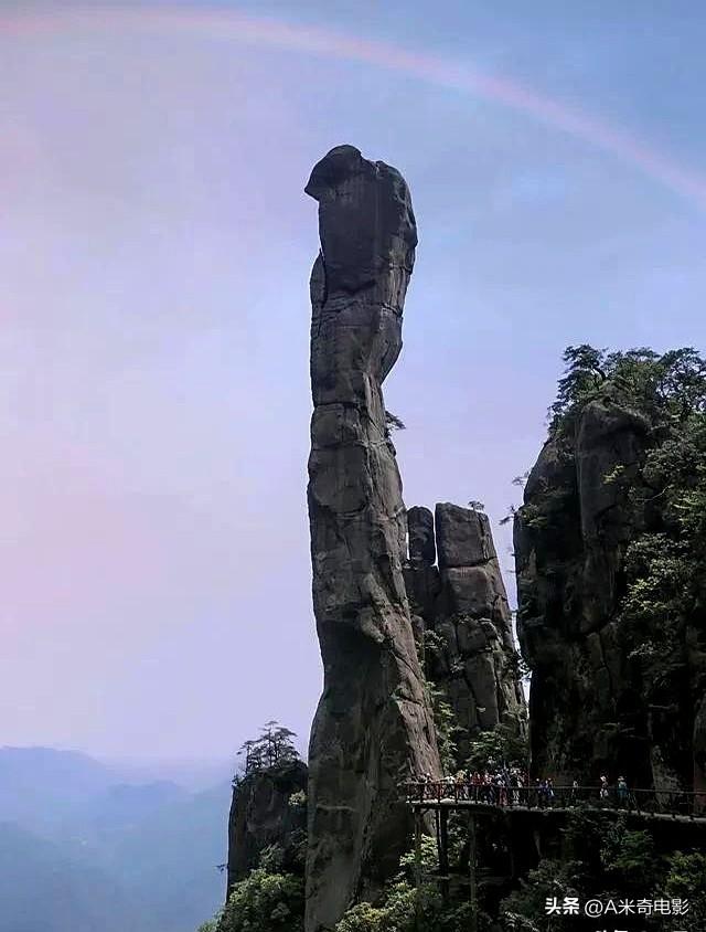 江西最美的山不是庐山，也不是武功山，而是以道教最高神命名的山