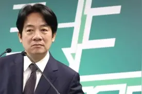 台湾各界接连举行联合抗议，台独分子已经陷入末路狂奔图片