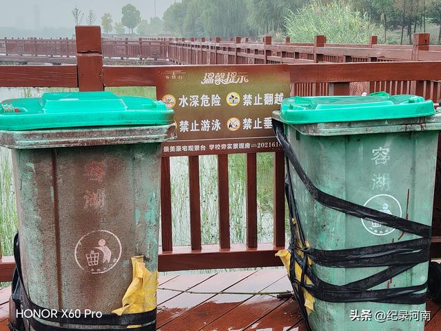 七上八下全国文明城市柘城县迎来汛期，晨练国家湿地公园榕湖发现
