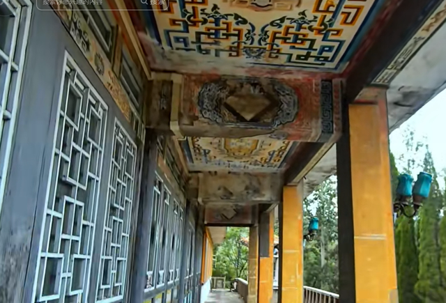 上过人民日报，是全国学习的榜样，最早的宫殿式学校，现在怎样了