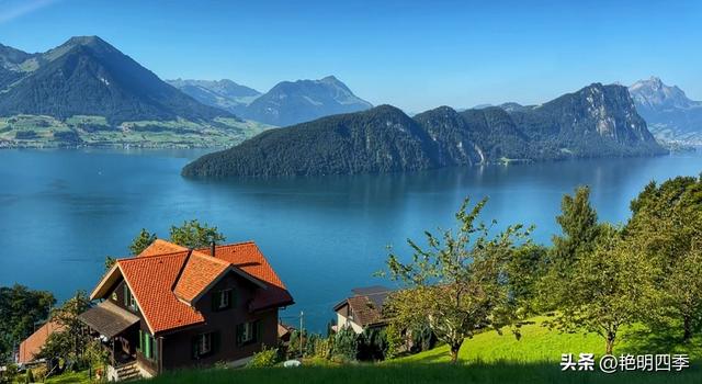 欧游杂记（5）‖ 齿轮火车几上几下瑞吉山，缆车凌空飞跃韦吉斯