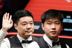 赵心童夺冠，丁俊晖发博让人泪目！满满的励志之情，球迷纷纷评论图片