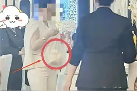 惊！婚宴上的“打包女王”竟是隐形富豪？网友：太丢人了！图片