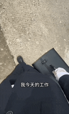 推荐一个“死感”很重的博主