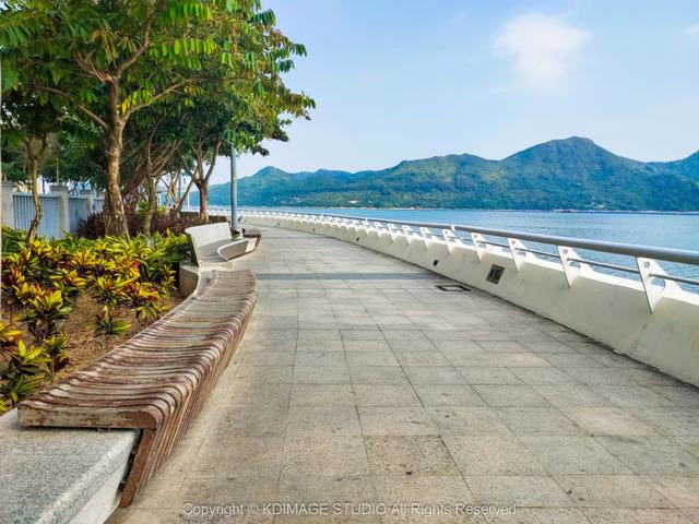 深圳这条街，曾经挤破头都难进入，现在扫码就进却为何没人去了？