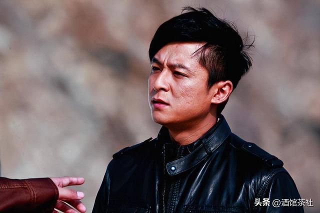 窒息的妈宝男！被母亲拆散三段感情后，46岁他仍单身无一女孩敢嫁