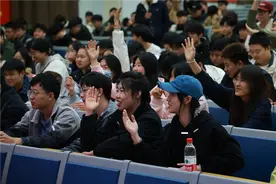 这堂国家安全课燃爆校园图片