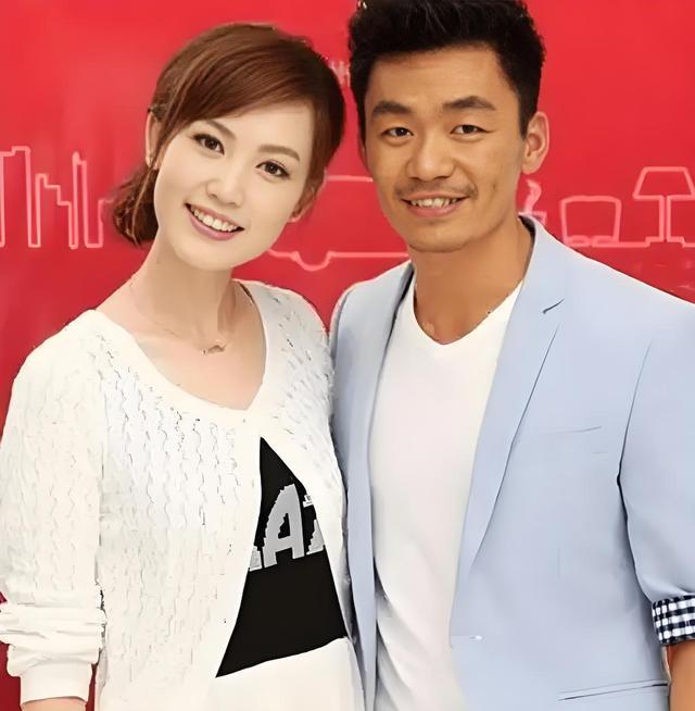 送走马蓉又迎来冯清，倒霉的王宝强，终究还是栽进了“女人坑”