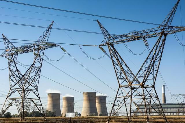 中美差距再扩大，美国发电量超2.2万亿度	，再看中国，差得太远了