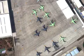 大批轰6、运油20等大飞机，堆积如山，西飞停机坪挤不下了！图片