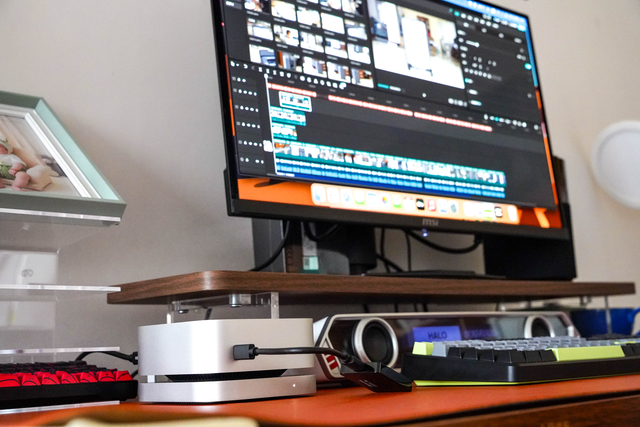 谁说Mac mini M4“外挂尿袋”不能从容优雅 腾隐P2000性能颜值都在线