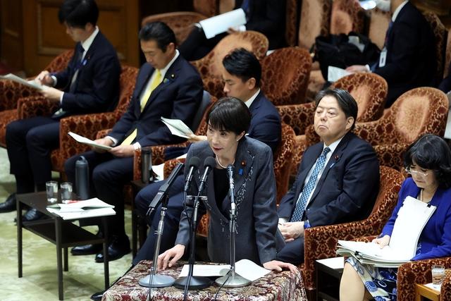 高市早苗豪赌日本政坛！她若再次当选，中国不止一张“稀土牌”