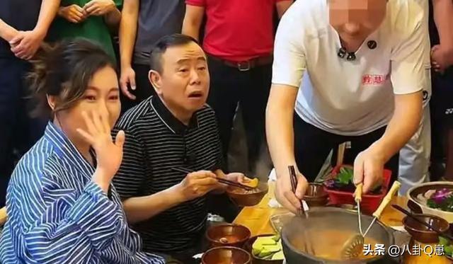 吃相难看！狂割粉丝韭菜，理直气壮卖假货，这几个明星捞金没底线