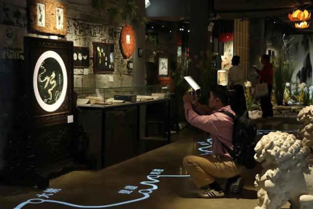 “一带一路”媒体合作论坛参访团组团“撒欢”