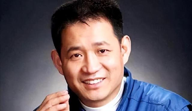 已经退休的“飞天将军”聂海胜，如今过着怎样的生活？