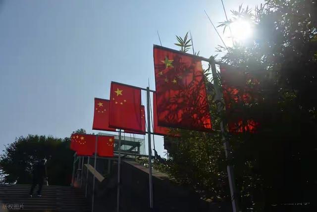 你发现没？今年国庆节出现了3大“反常现象”，与往年大不相同