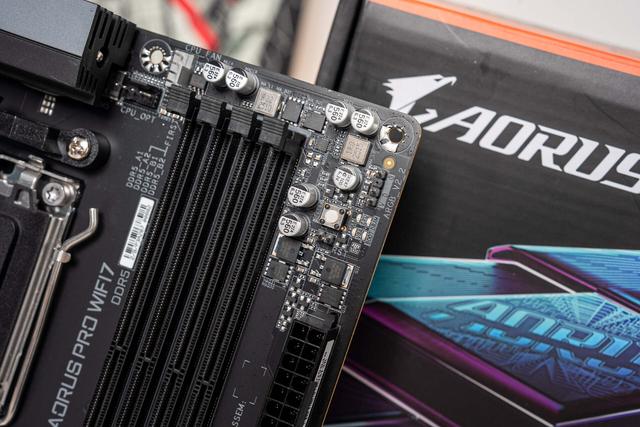 装机不用挑，就选电竞雕：技嘉B850M电竞雕+9800X3D装机