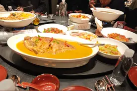 请人喝酒，不会说“开场白”？过来人教你3句话，让对方刮目相看图片